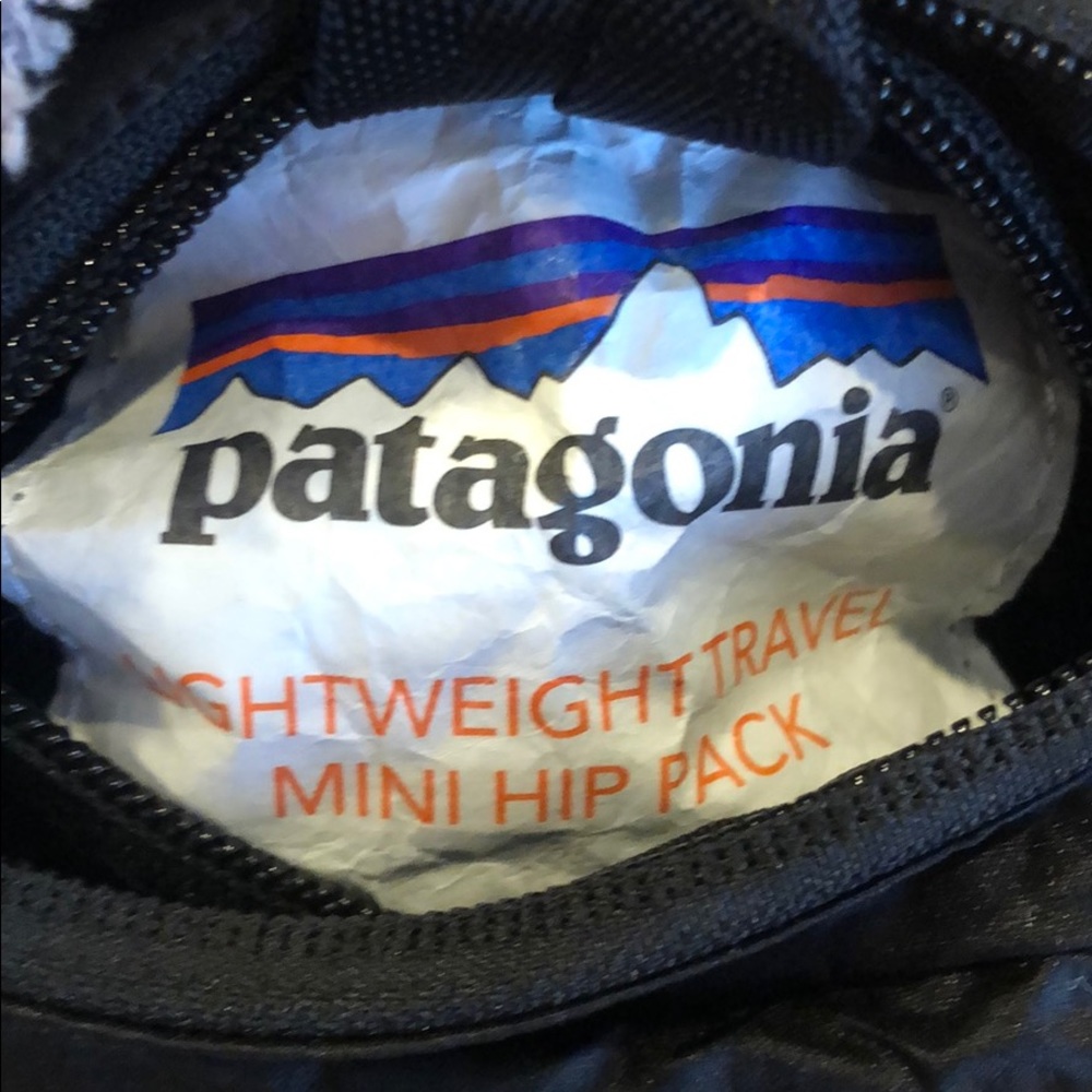 Patagonia Black Crossbody Waist Pack - Picture 7 of 8